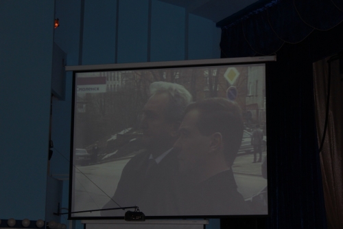 - Сергей Владимирович, тут в прошлый раз детский садик был! - Так вырос и ушел!