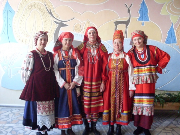 Фольклорный ансамбль "Таусень"